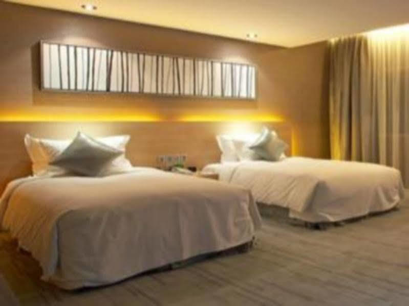 Logosun Hotel Ухань Екстер'єр фото