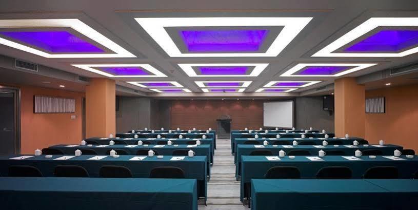 Logosun Hotel Ухань Екстер'єр фото